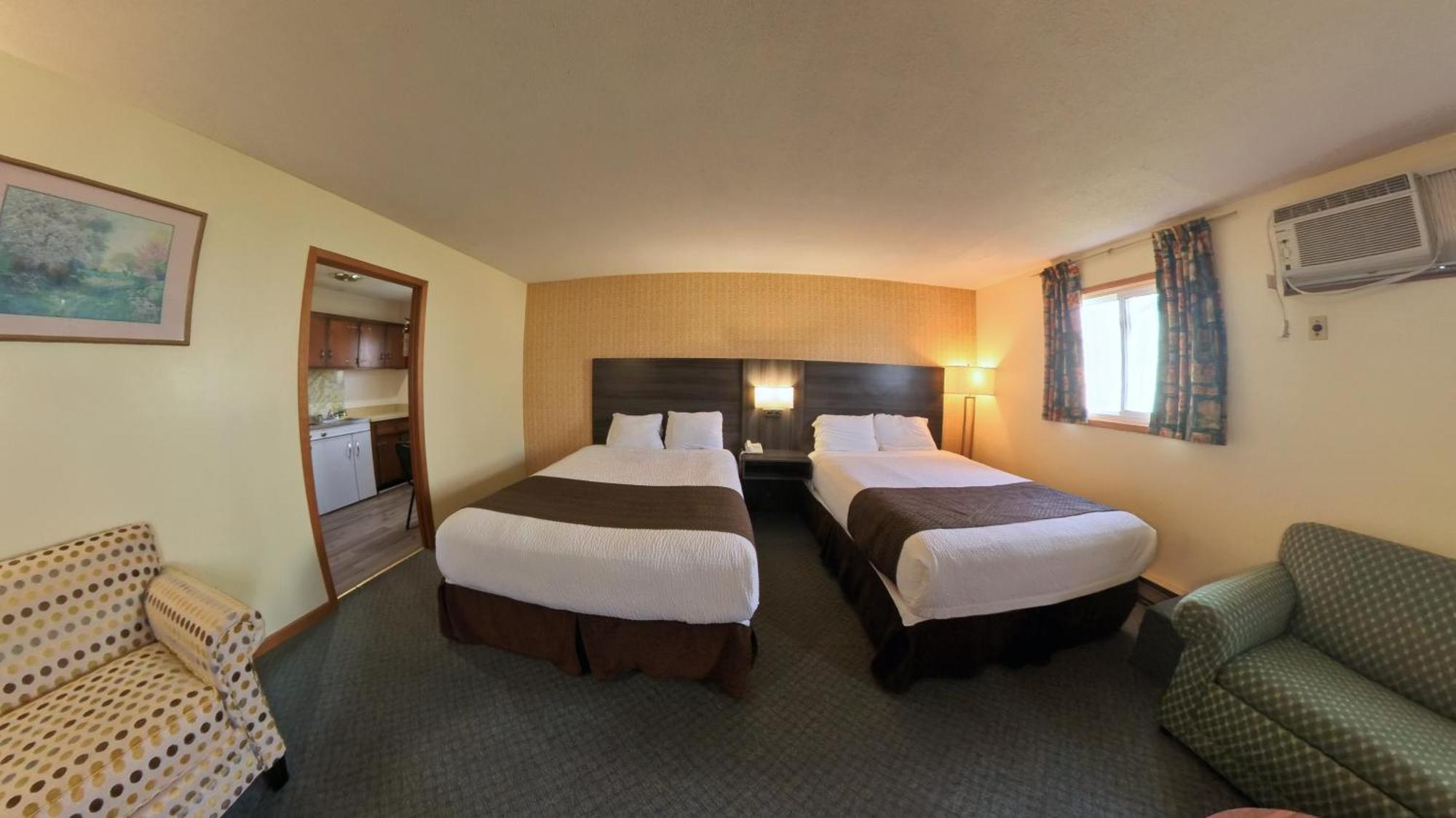 Maple Leaf Inn & Suites Кінкардайн Екстер'єр фото
