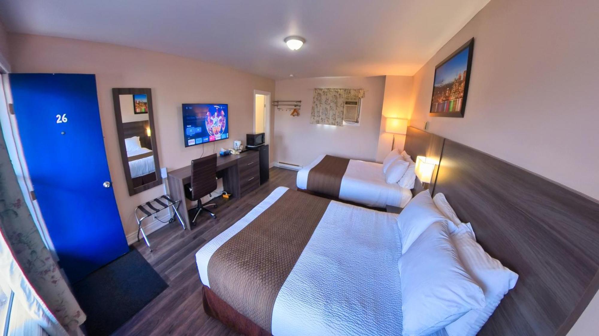 Maple Leaf Inn & Suites Кінкардайн Екстер'єр фото